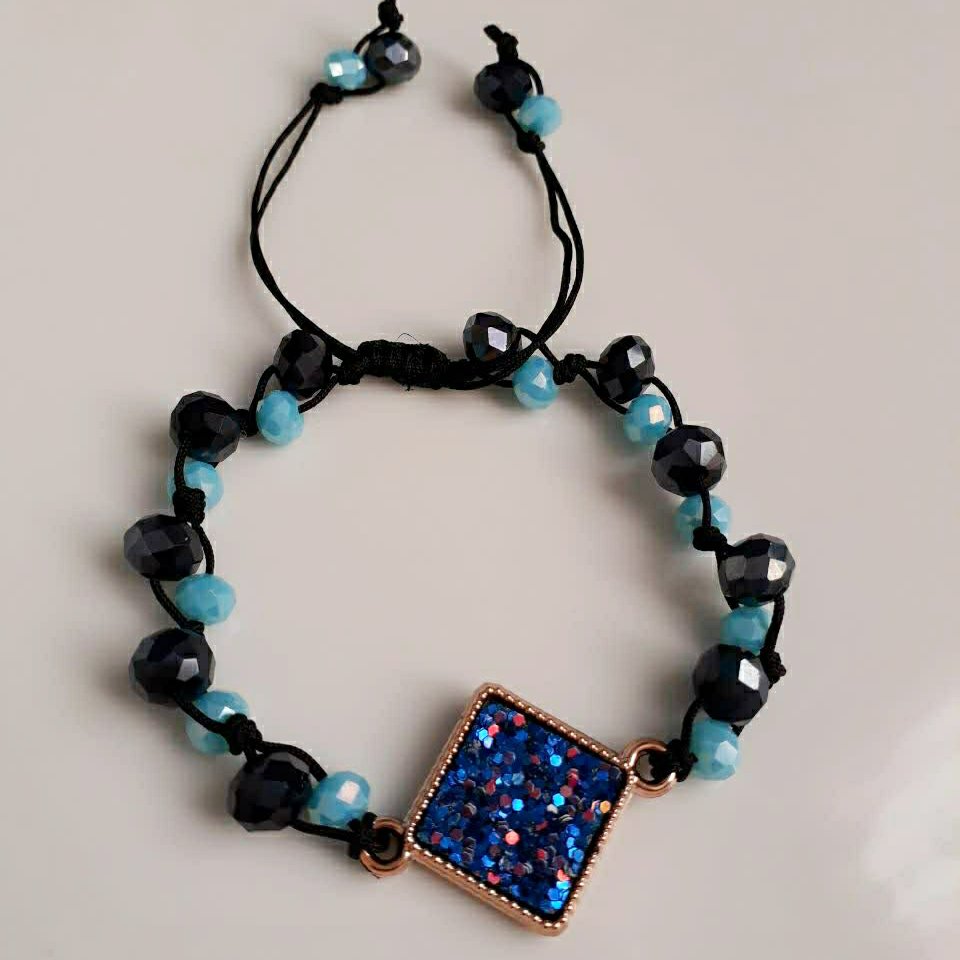 دستبند گره ای