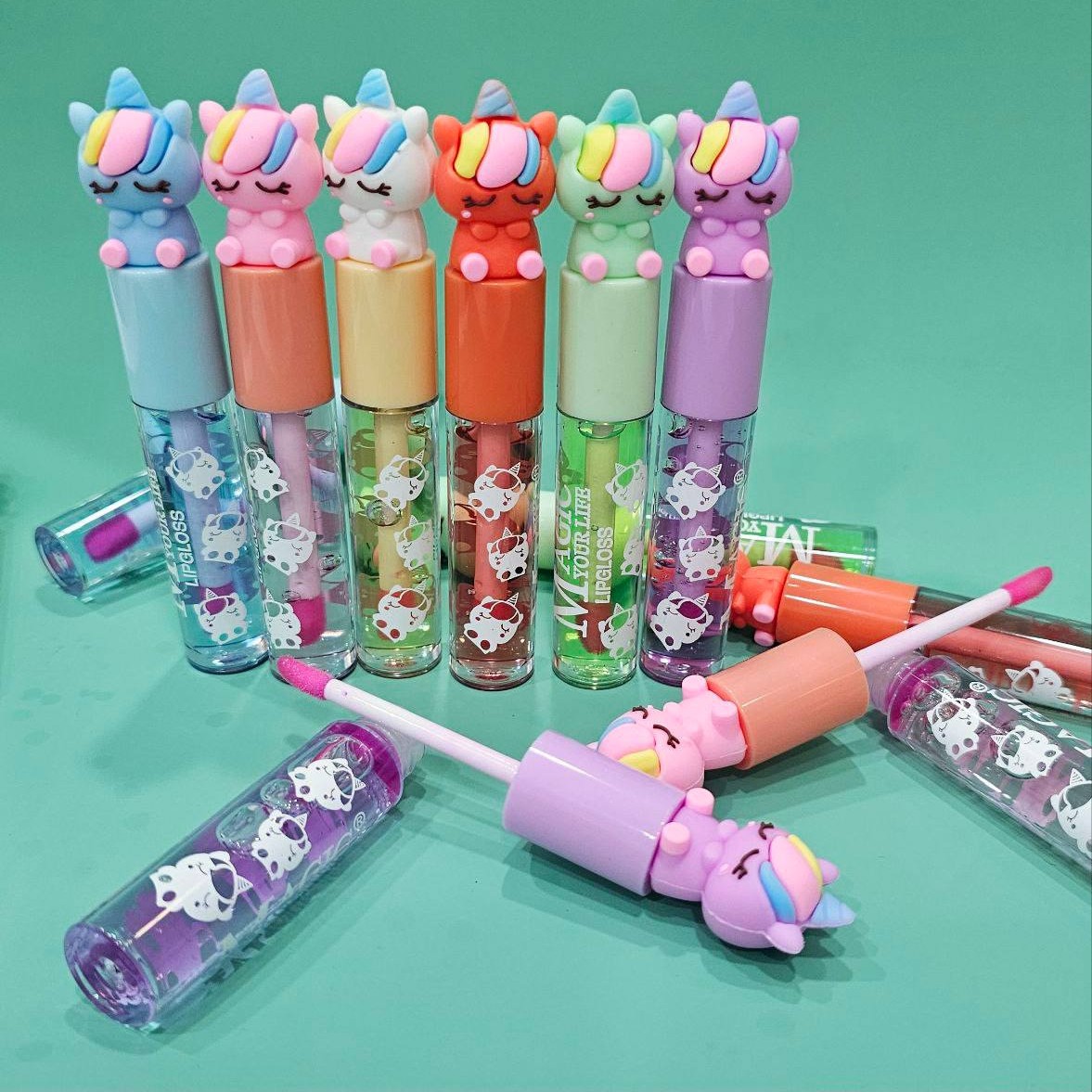 برق لب حرارتی درب یونیکورنی مجیک  در 6رایحه متفاوت رنگ صورتی بسته به دمای بدن 