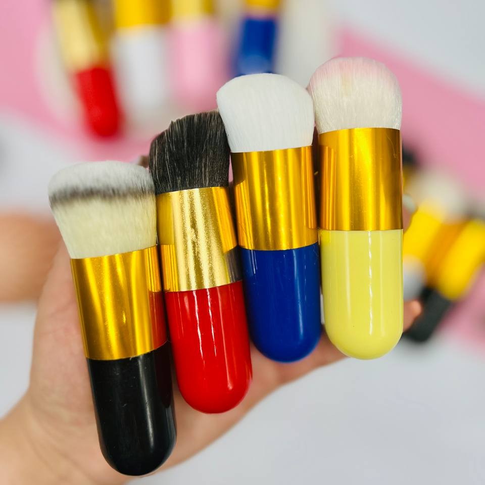 براش رژگونه تپل
کیفیت عالی