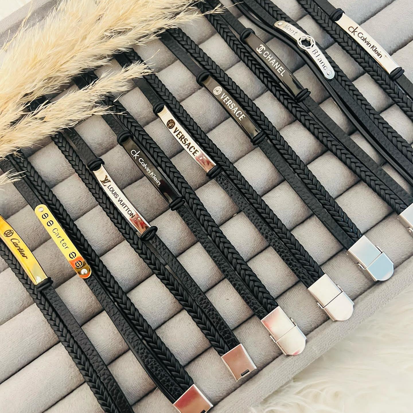 دستبند چرم دو لاین