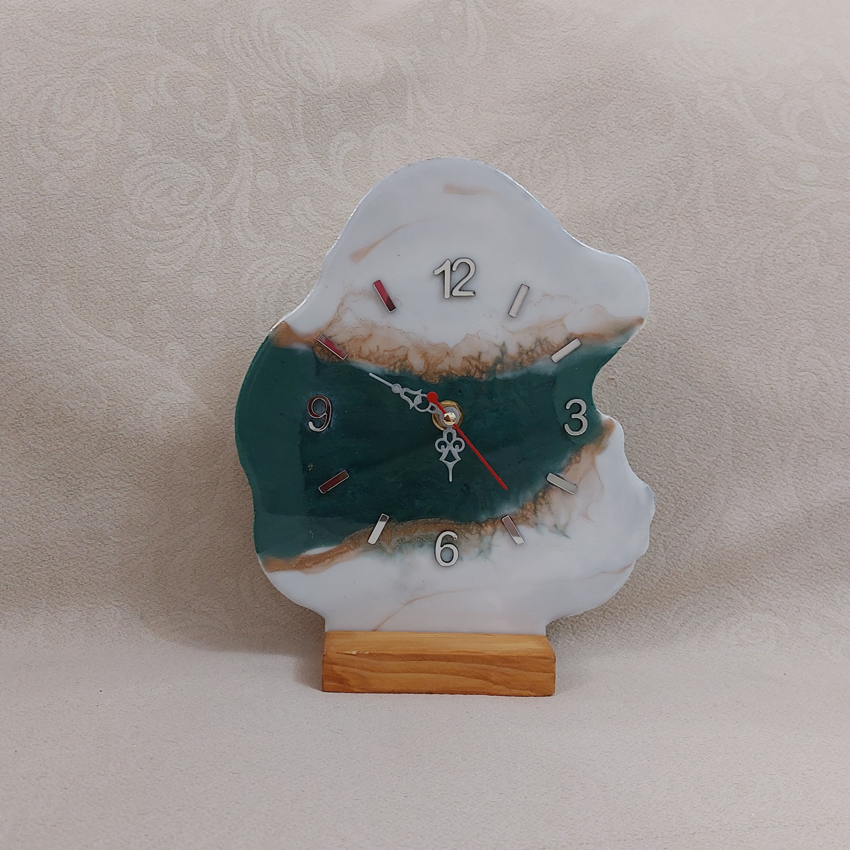 ساعت رزینی ایستاده طرح سنگ مرمر