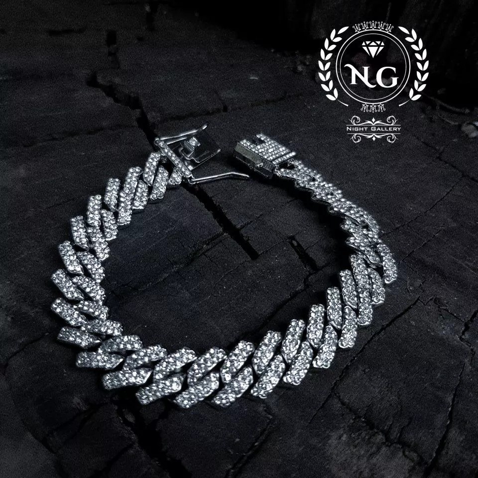 دستبند نگین دار  کارتیر