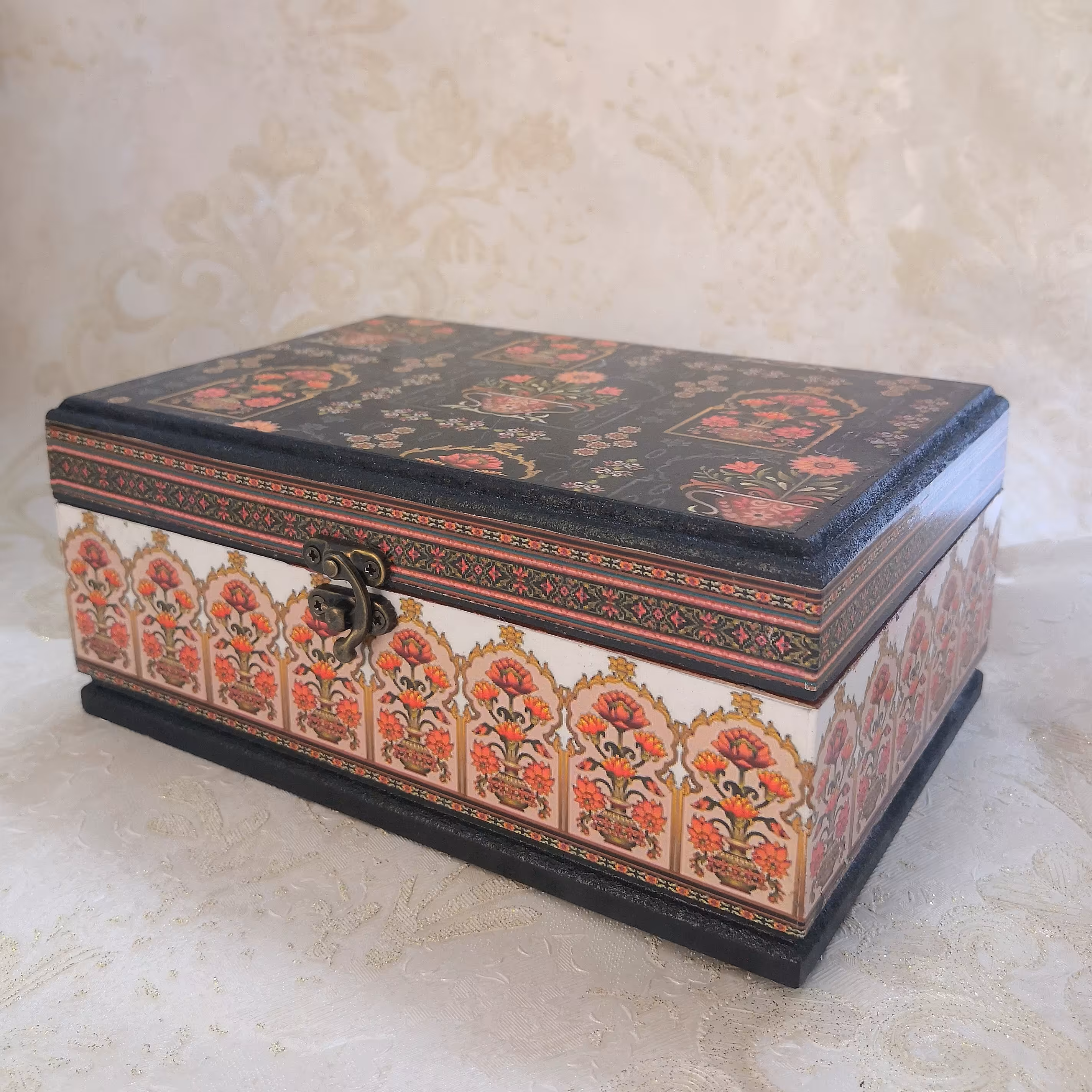 جعبه پذیرایی  یا استند تی بگ