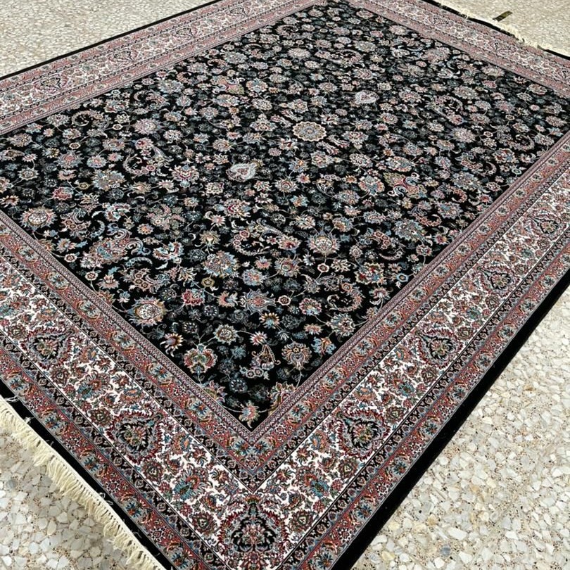 فرش 700 شانه اصل نقشه گلریز سرمه ای 12 متری تراکم 2550 