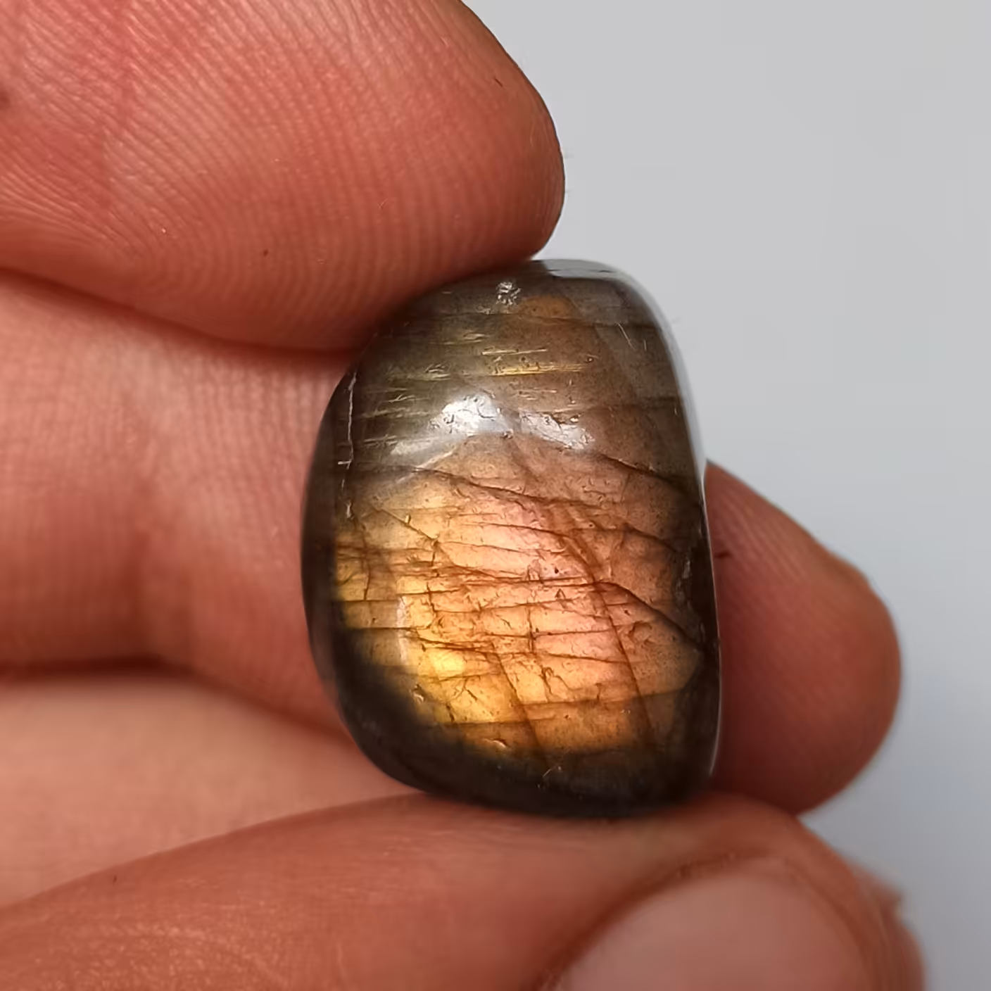 نگین سنگ لابرادوریت طلایی رزگلد کد 182