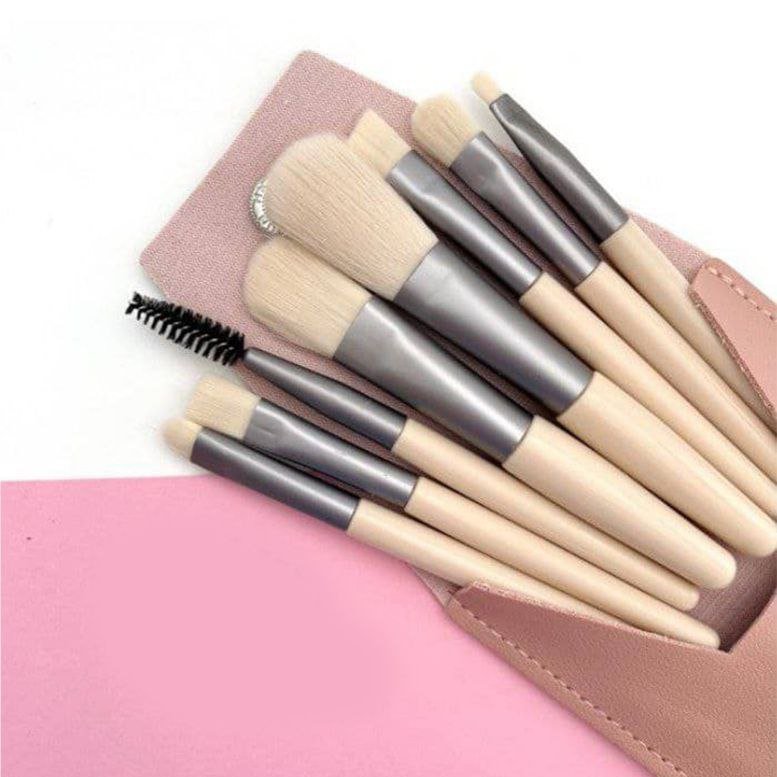 براش هشت تیکه کیف چرمی دکمه فلزی
8 pcs make up brushes