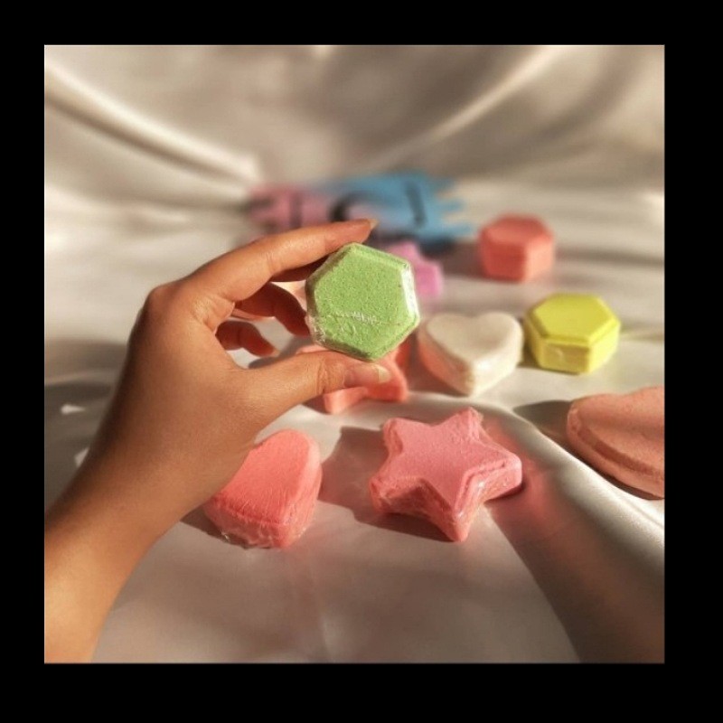 کوکتل پدیکور پا در سم زدایی بدن نقش مهمی دارد و