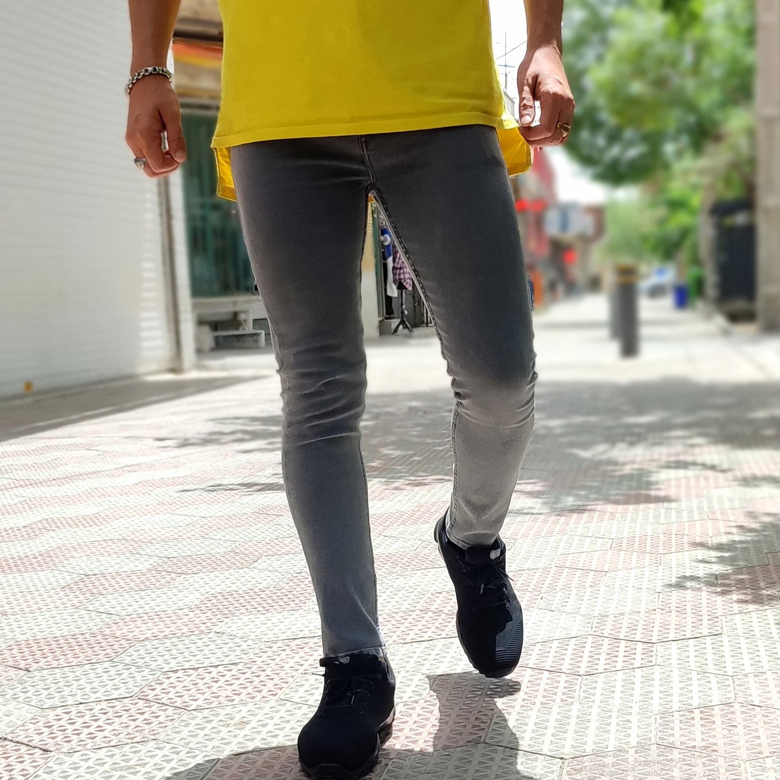 شلوار لی خاکستری اسلیم فیت