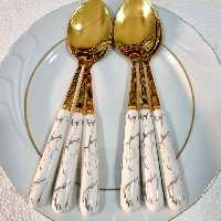 قاشق و چنگال غذاخوری دسته سرامیکی طرح ماربل طلایی