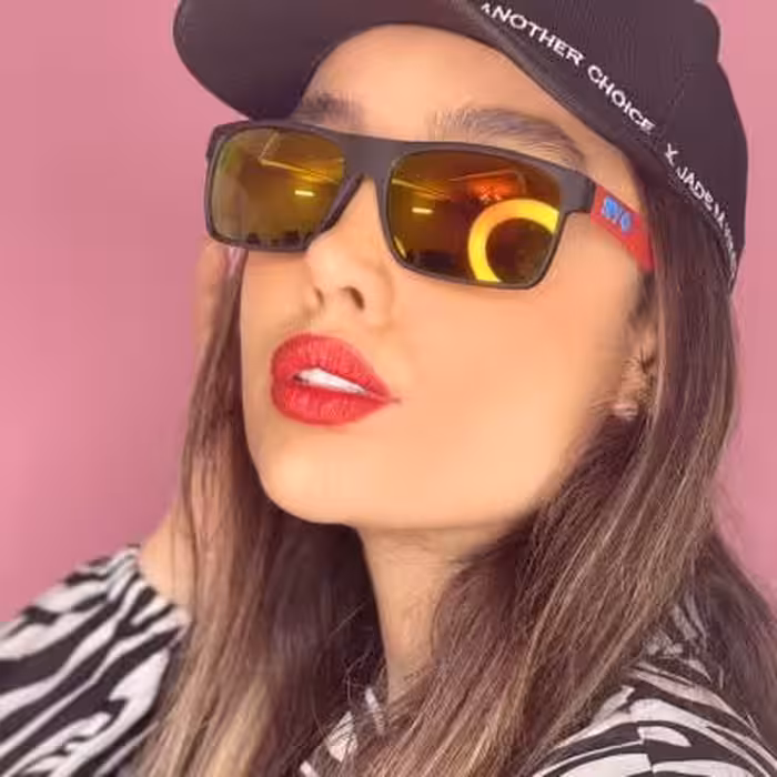 عینک آفتابی زنانه مربعی مارک spy قرمز