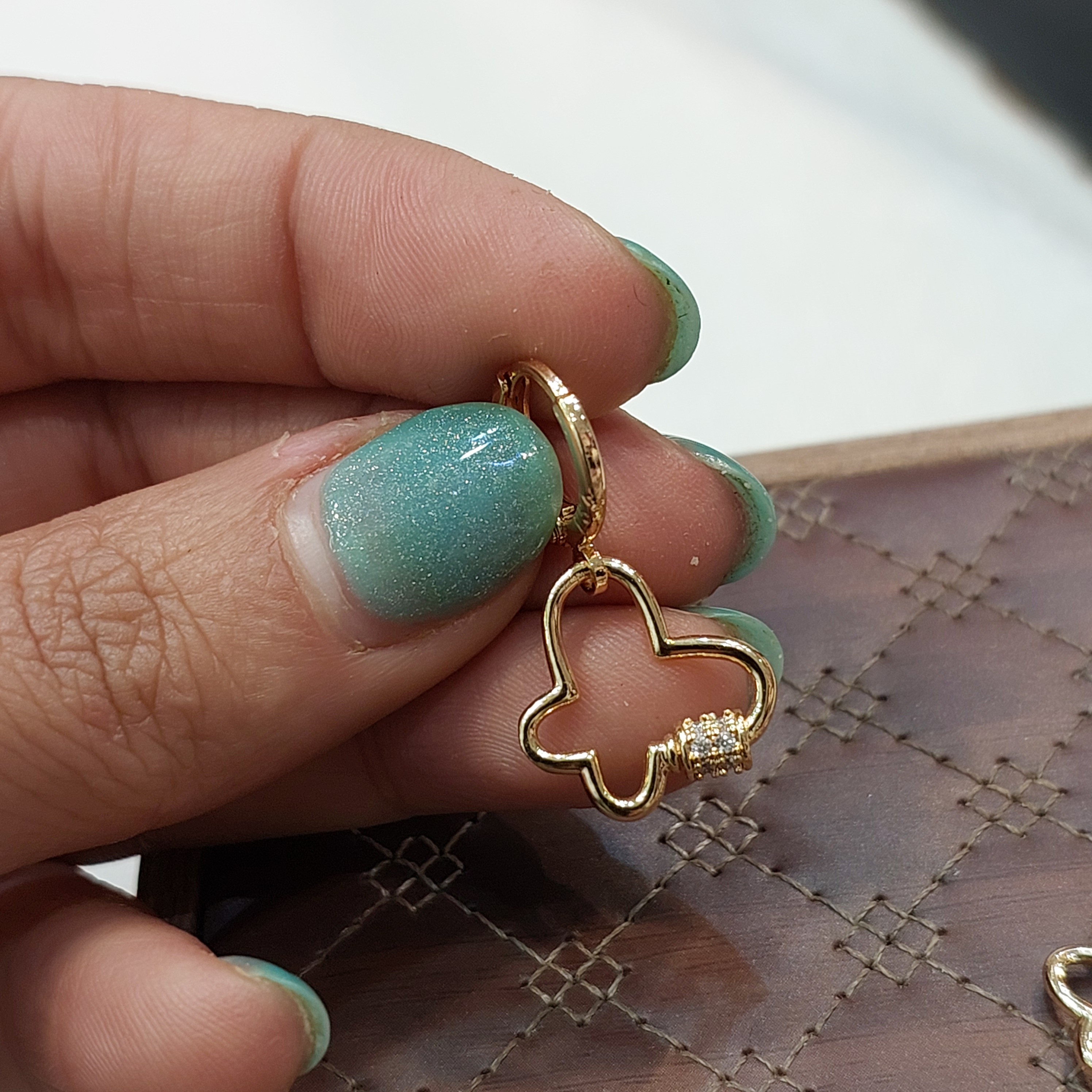 گوشواره حلقه ای آویز دار گوشواره دخترانه گوشواره استیل رنگ ثابت گوشواره نگین دار گوشواره پروانه توخالی طلایی