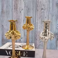 جا شمعی طلایی و نقره ای 