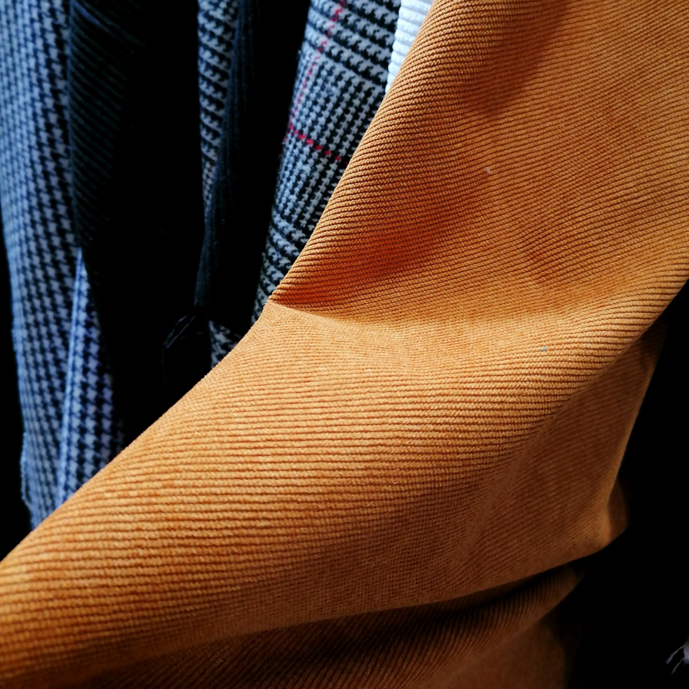 پارچه کبریتی ریز  