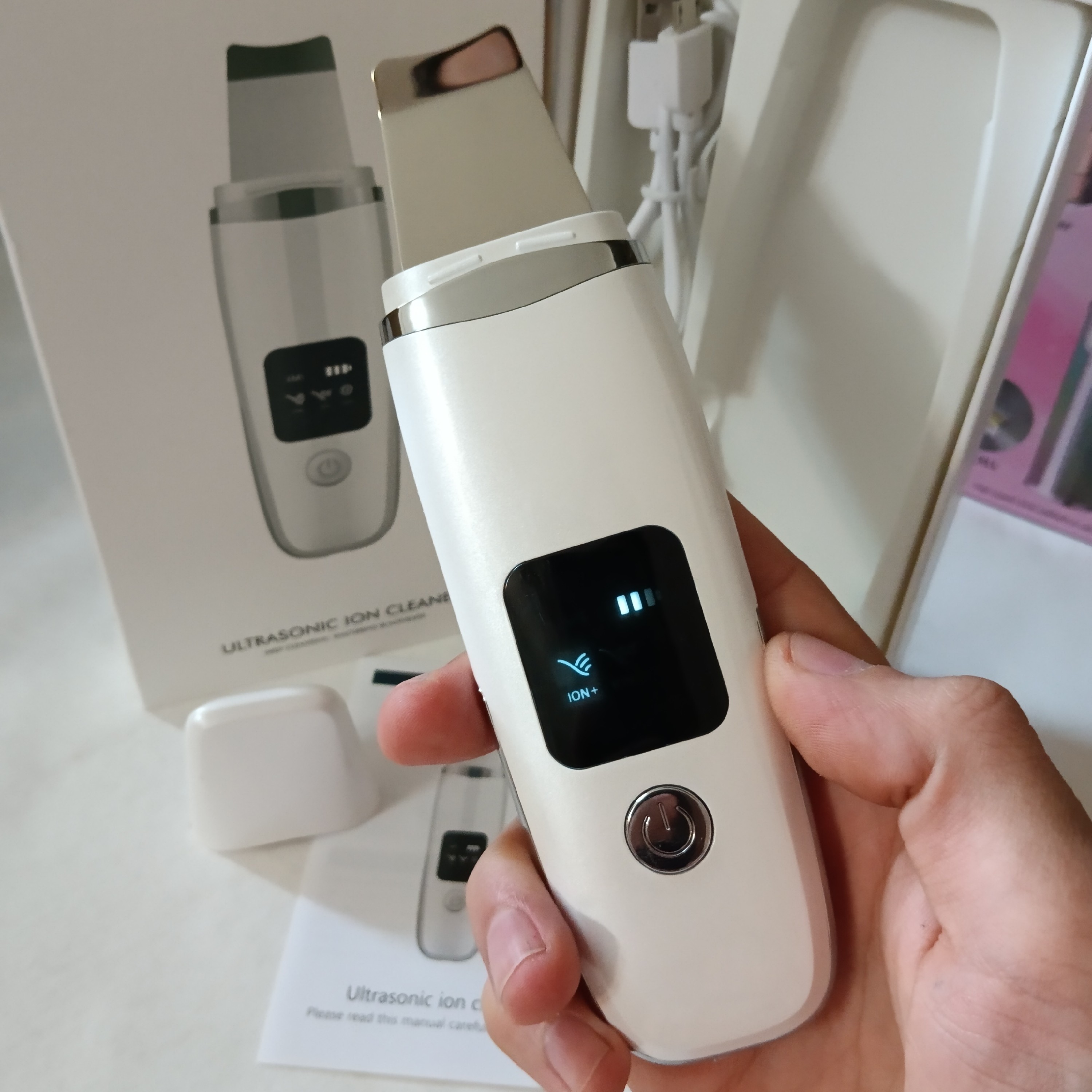 اتو صورت دستگاه درمااف اولتراسونیک 
  سه کاره حرفه ای مدل ultrasonic ion cleaner 8812  در قشمی شاپ  instagram Qeshmishop