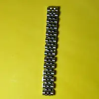 دستبند رولکس اصل نقره ای متالیک شیک اسم رولکس حک شده در قسمت قفل مردانه و زنانه