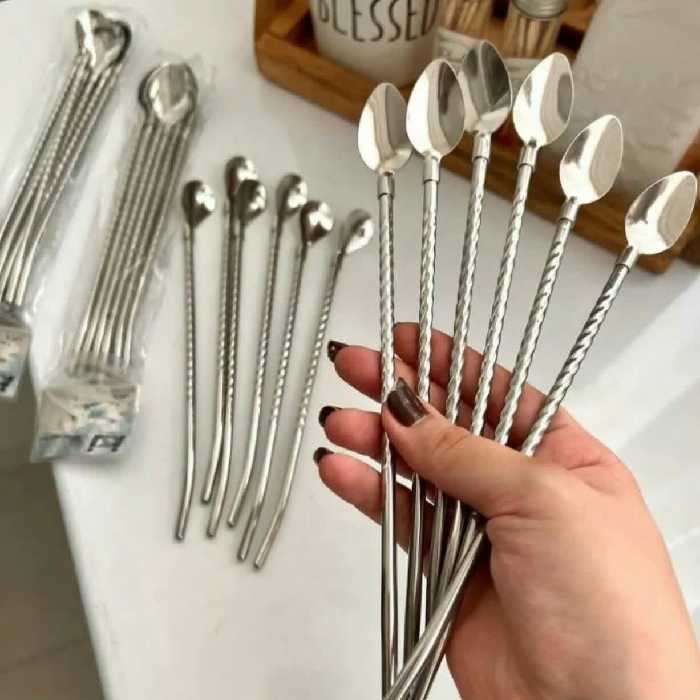 قاشق شربت خوری استیل نی دار به همراه یک فرچه برای شستشو