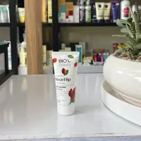 کرم مرطوب کننده دست و صورت بیول حاوی عصاره رز هیپ و آووکادو حجم 60 میلی لیتر 