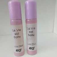عطر جیبی زنانه نایس پاپت مدل La vie est belle حجم 30 میلی لیتر