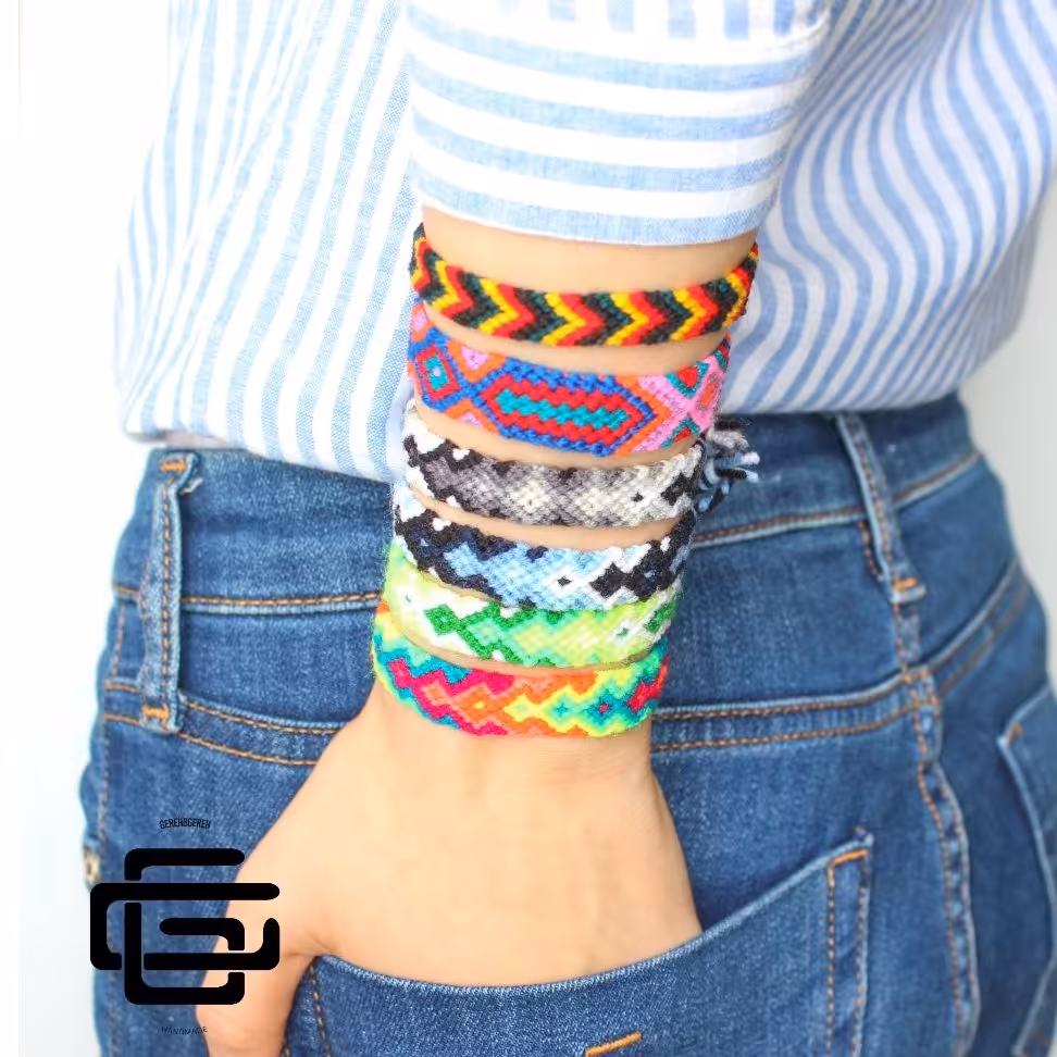 دستبند دوستی بافت طرح سنتی