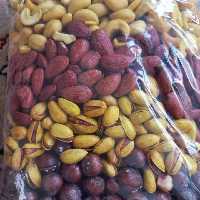 آجیل 4 مغز تازه با ضمانت شامل مغز فندق بادام هندی و پسته و بادام بسته بندی 500گرمی