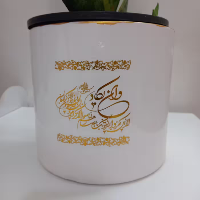 گلدان سرامیکی سفید طلایی