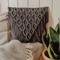 کوسن مکرومه 