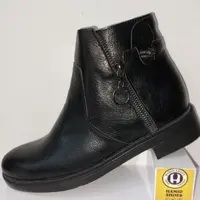 بوت چرم زنانه  مدل bb  دارای پاشنه 3 سانت چرم سوگو و سایز بندی 37 تا 40 