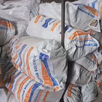 پشم سنگ پتویی توری دار برند سپاهان دانسیته 80 ابعاد120در5 متر رول کامل 6متری