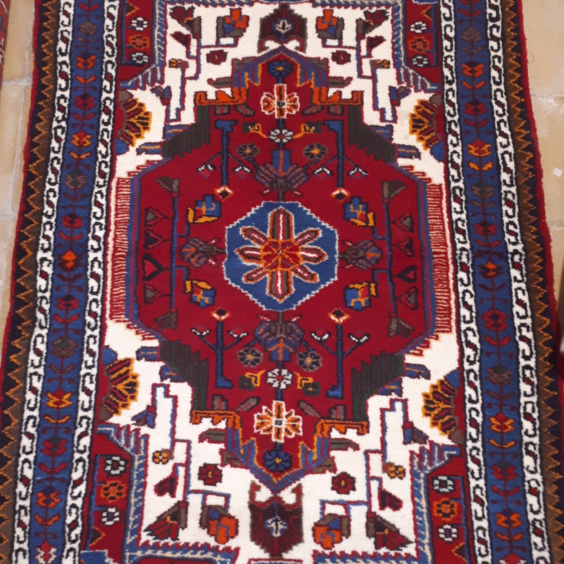 فرش مرغوب تویسرکان                                   