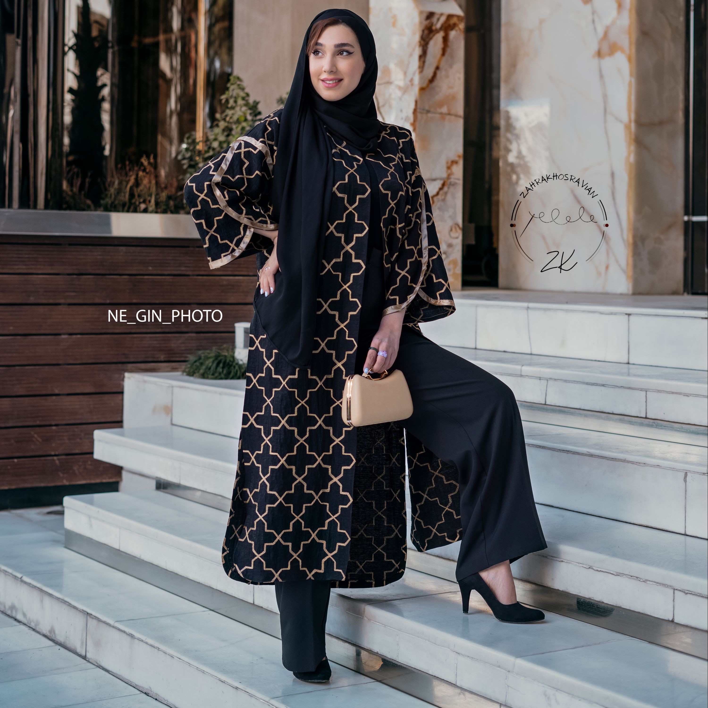 مانتو کتان کریستال سوزندوزی فری سایز در رنگبندی متنوع