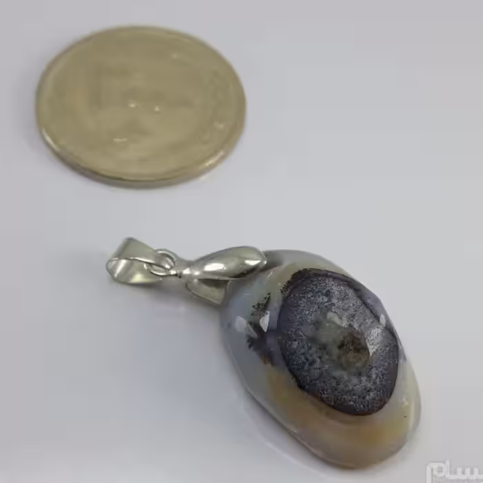 عقیق سلیمانی العیون برزخی ، طوق دار 