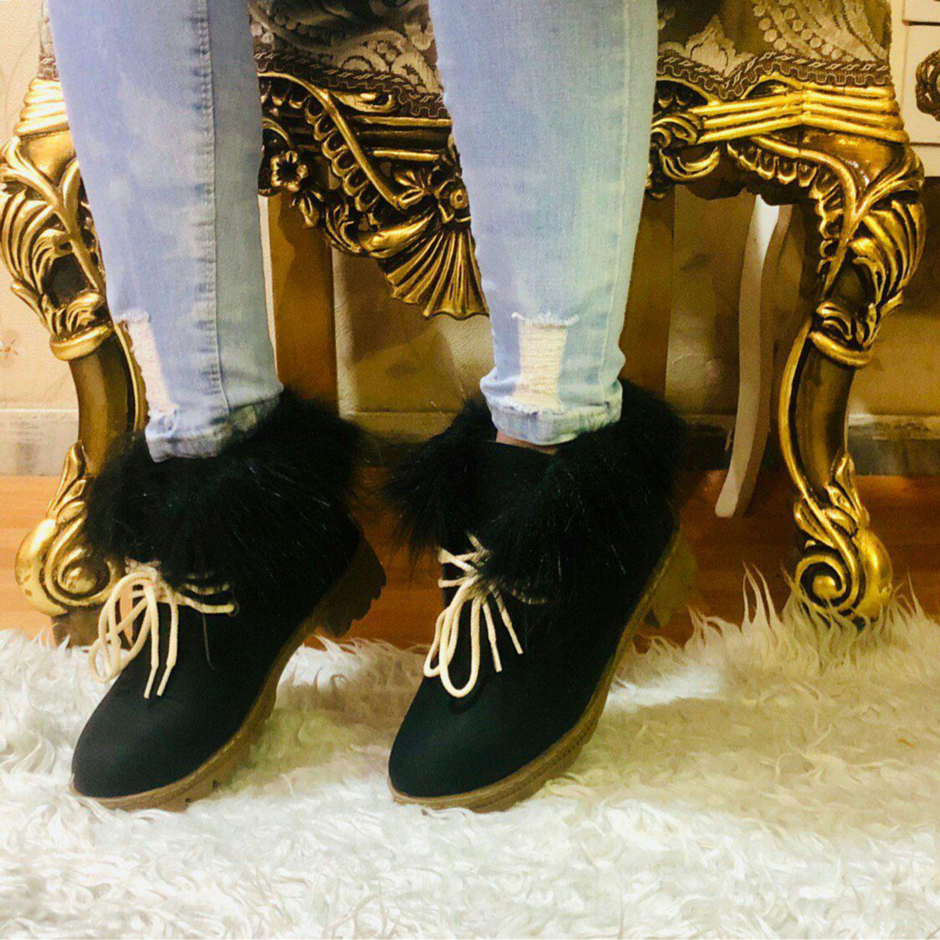 نیم بوت خز گرگی