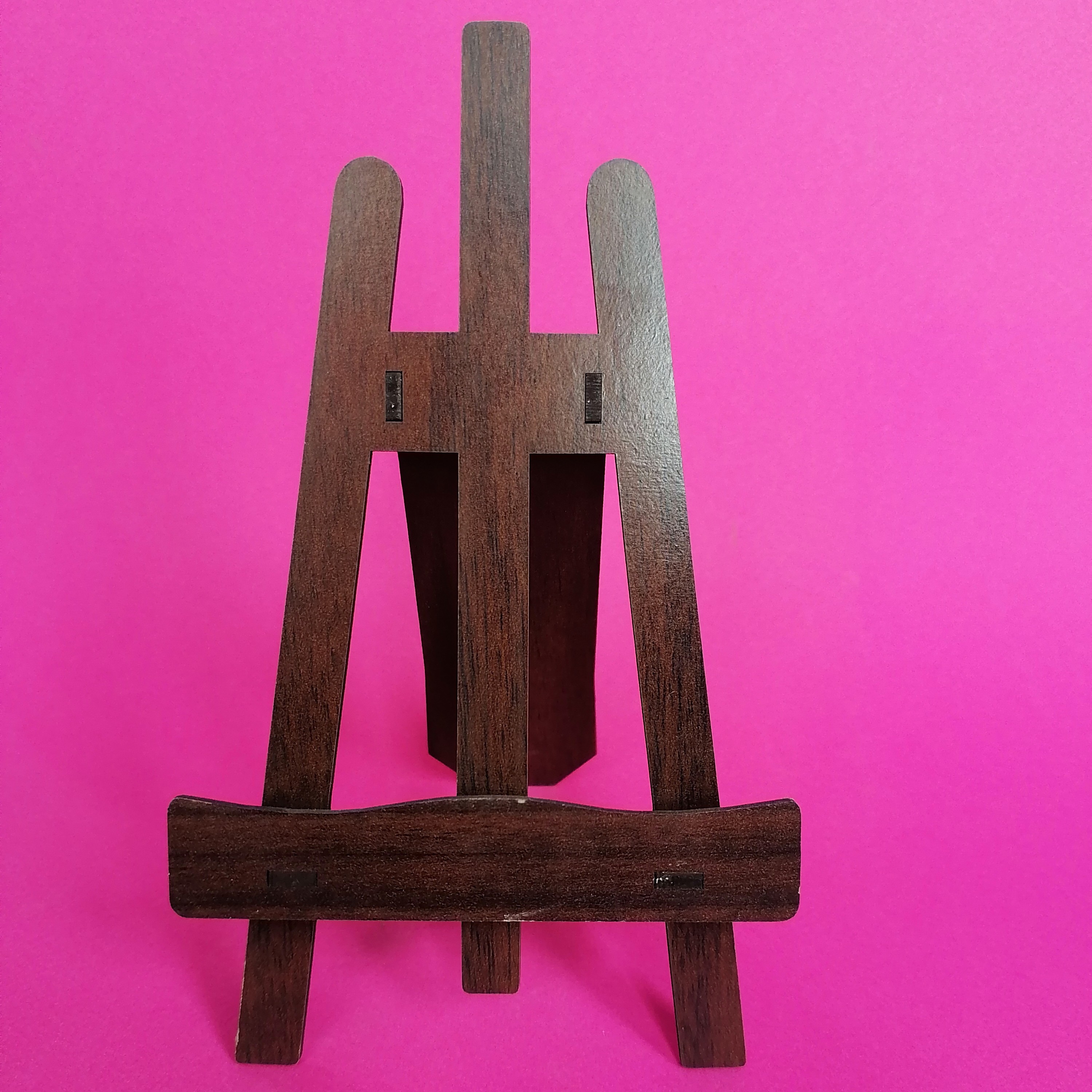 پایه نگهدارنده قاب عکس با ضخامت 1 سانتی متر 60 گرمی از جنس تخته سه میل در ابعاد25در 13سانتی متر