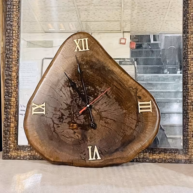 ساعت روستیک چوب گردو