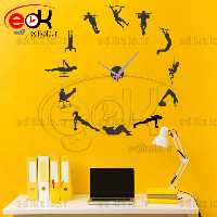 ساعت دیواری فانتزی طرح ورزش کلستنیکس شناسه محصول 405027 نقرا ای براق