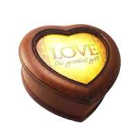 جعبه موزیکال قلبی قهوه‌ای 