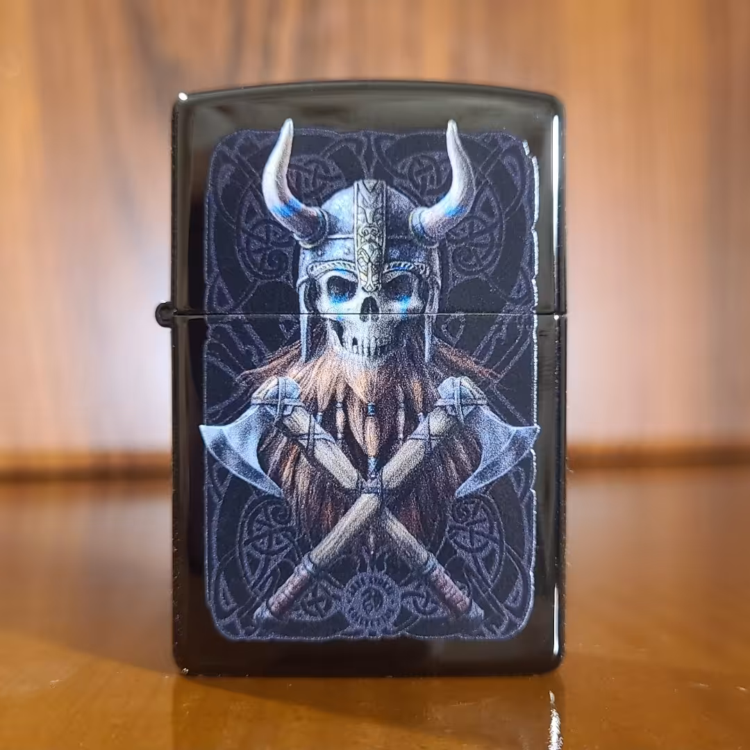 فندک زیپو اورجینال طرح وایکینگ اسکلتی