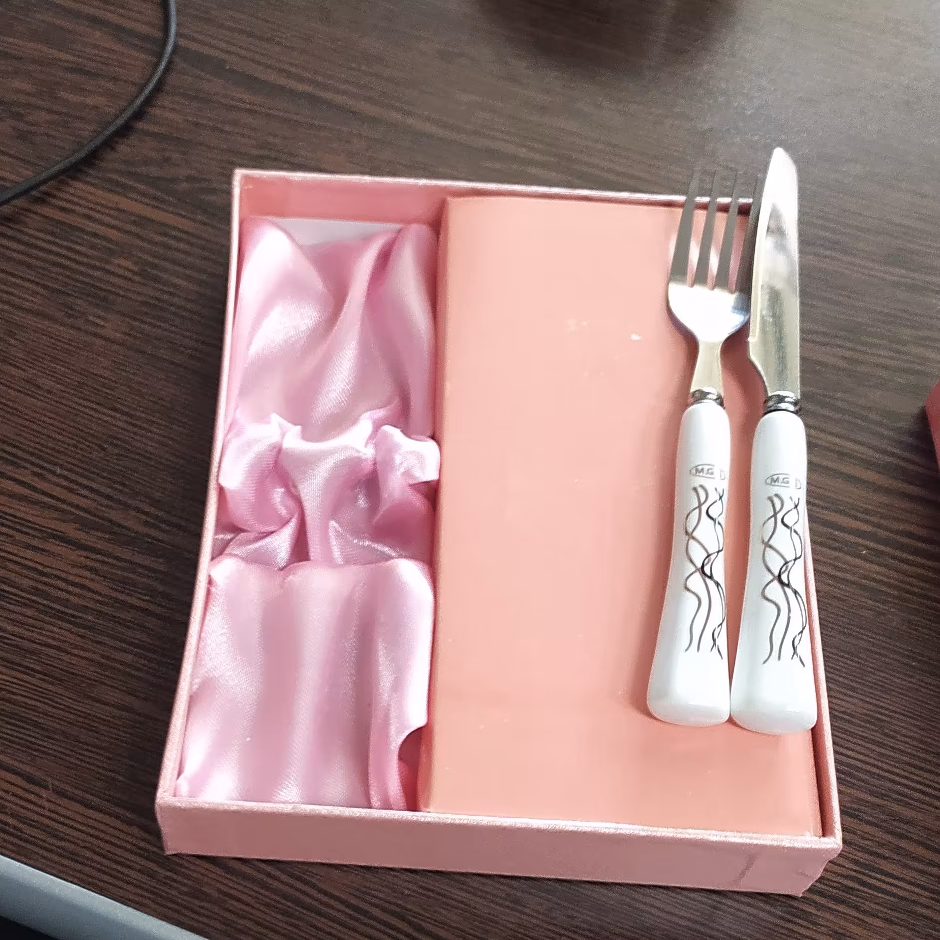 کارد وچنگال سرامیکی ام جی اس