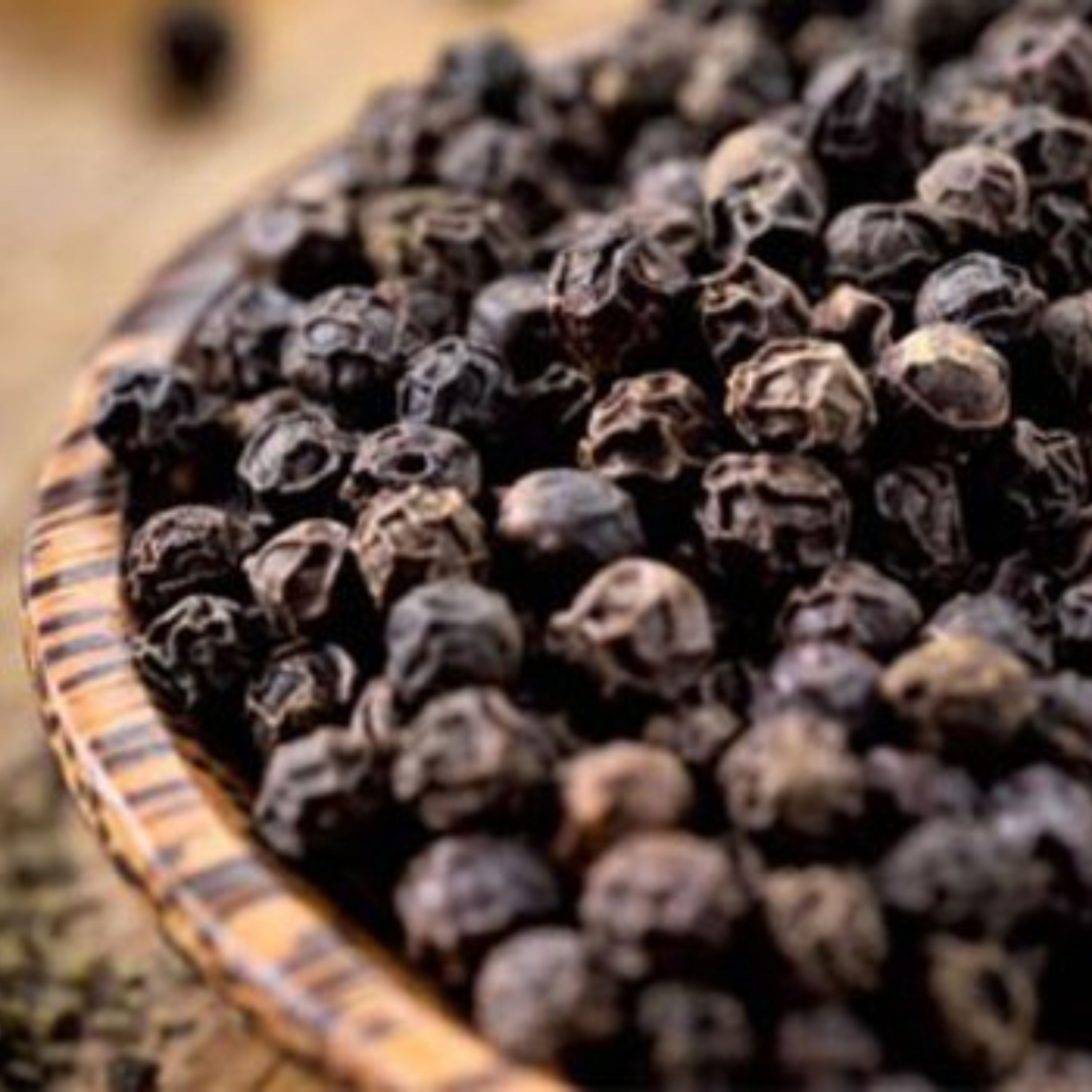 دانه فلفل سیاه سوپر اعلا جواهر - بسته 100 گرمی