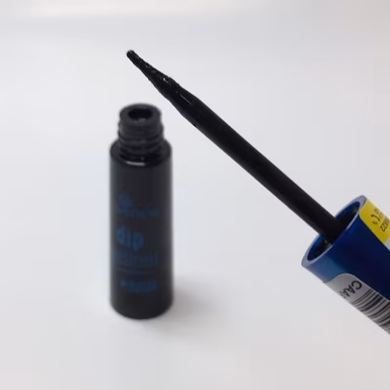 خط چشم نمدی اسنس -Essence Dip eye line