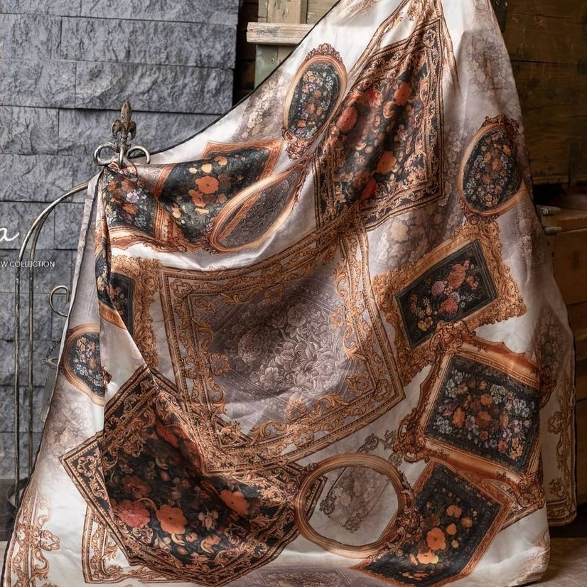 روسری ابریشمی