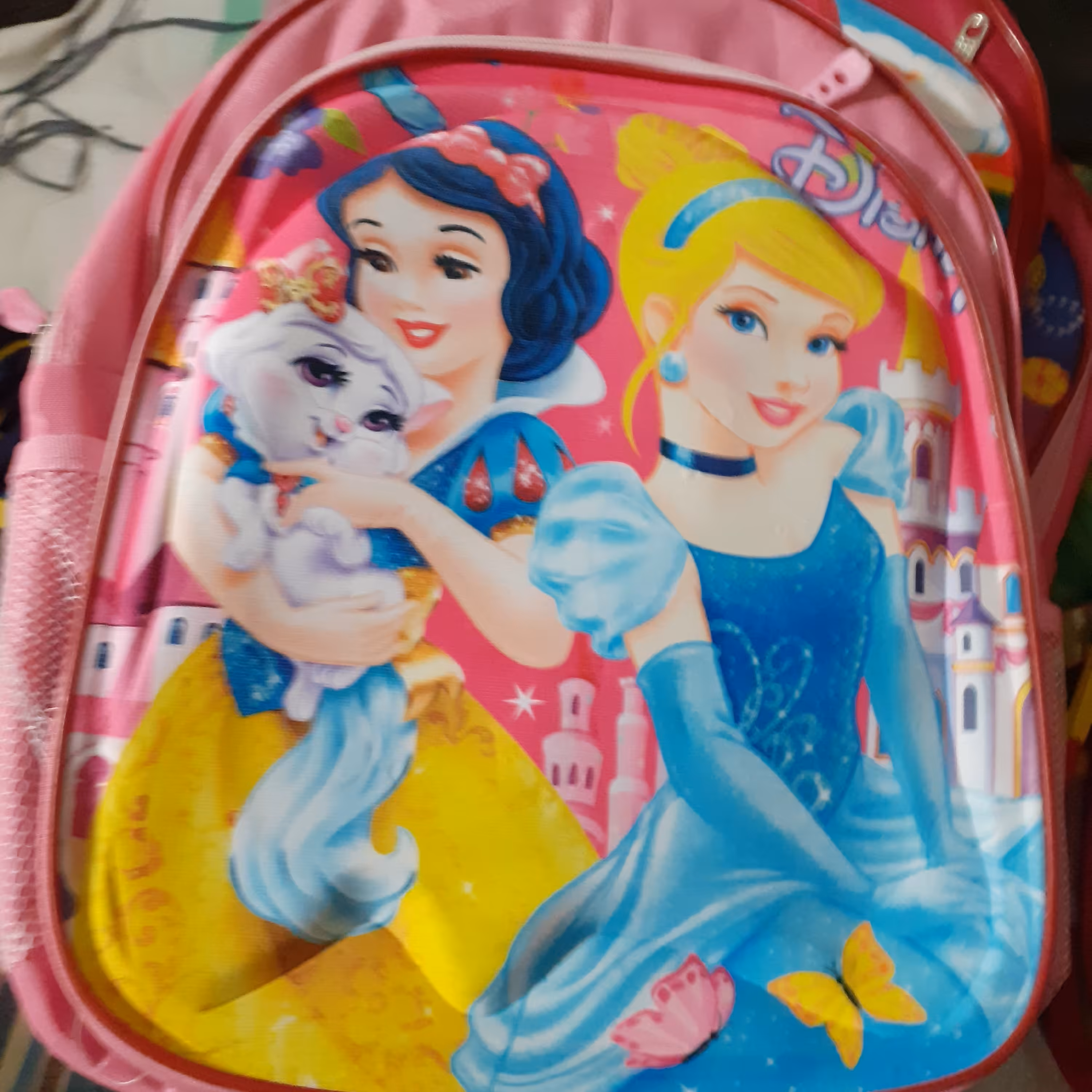 کیف دبستانی سفید برفی