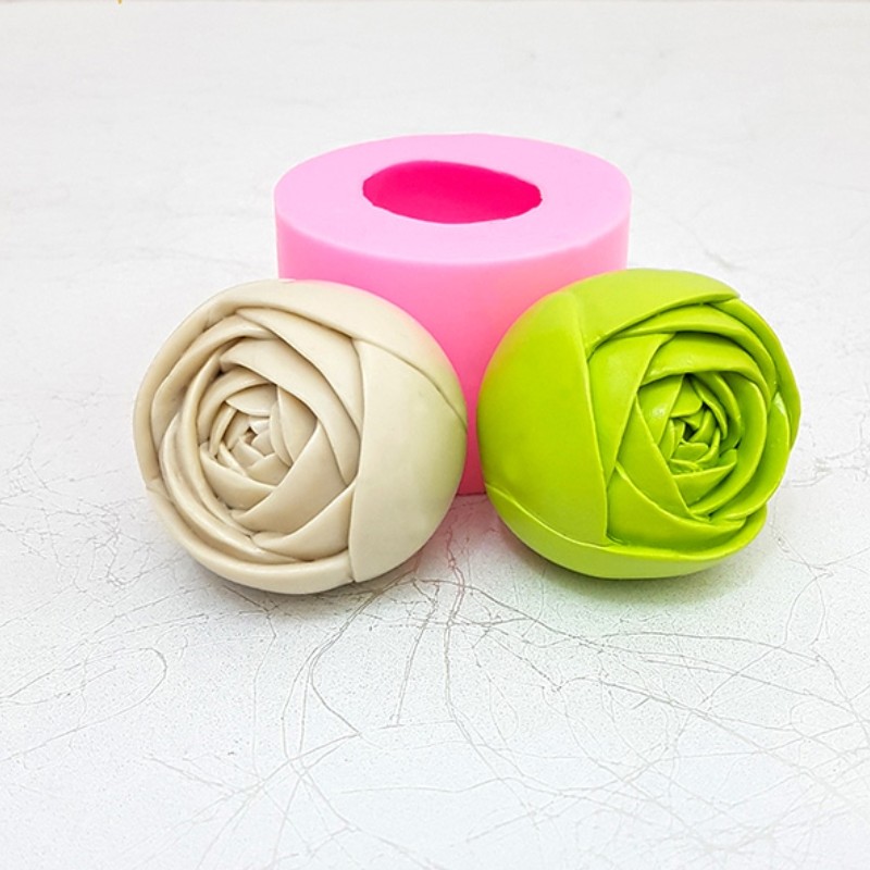 قالب سیلیکونی گل پیونی در ارتفاع سه ونیم و قطر پنج سانت 