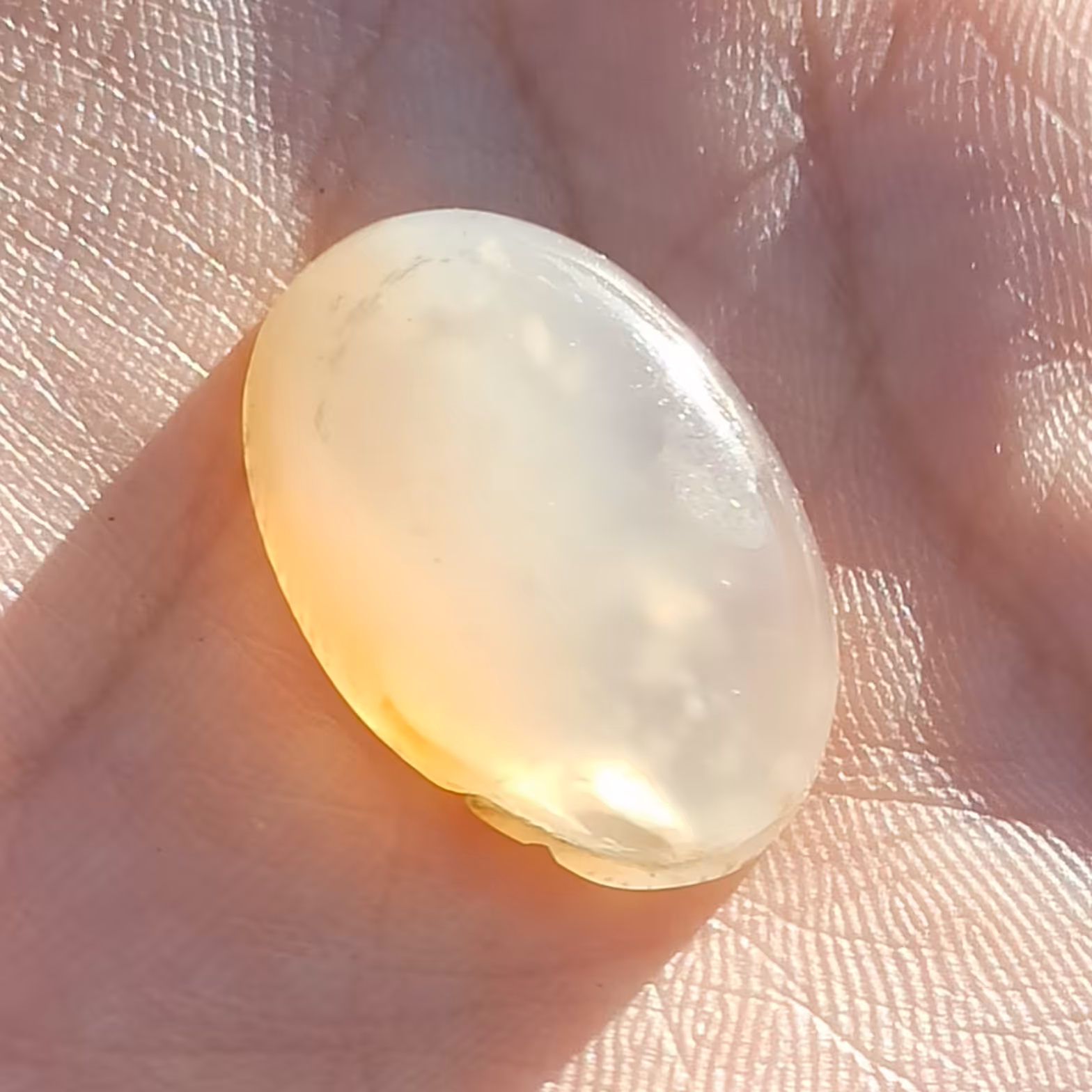 سنگ عقیق سفید زیبا....