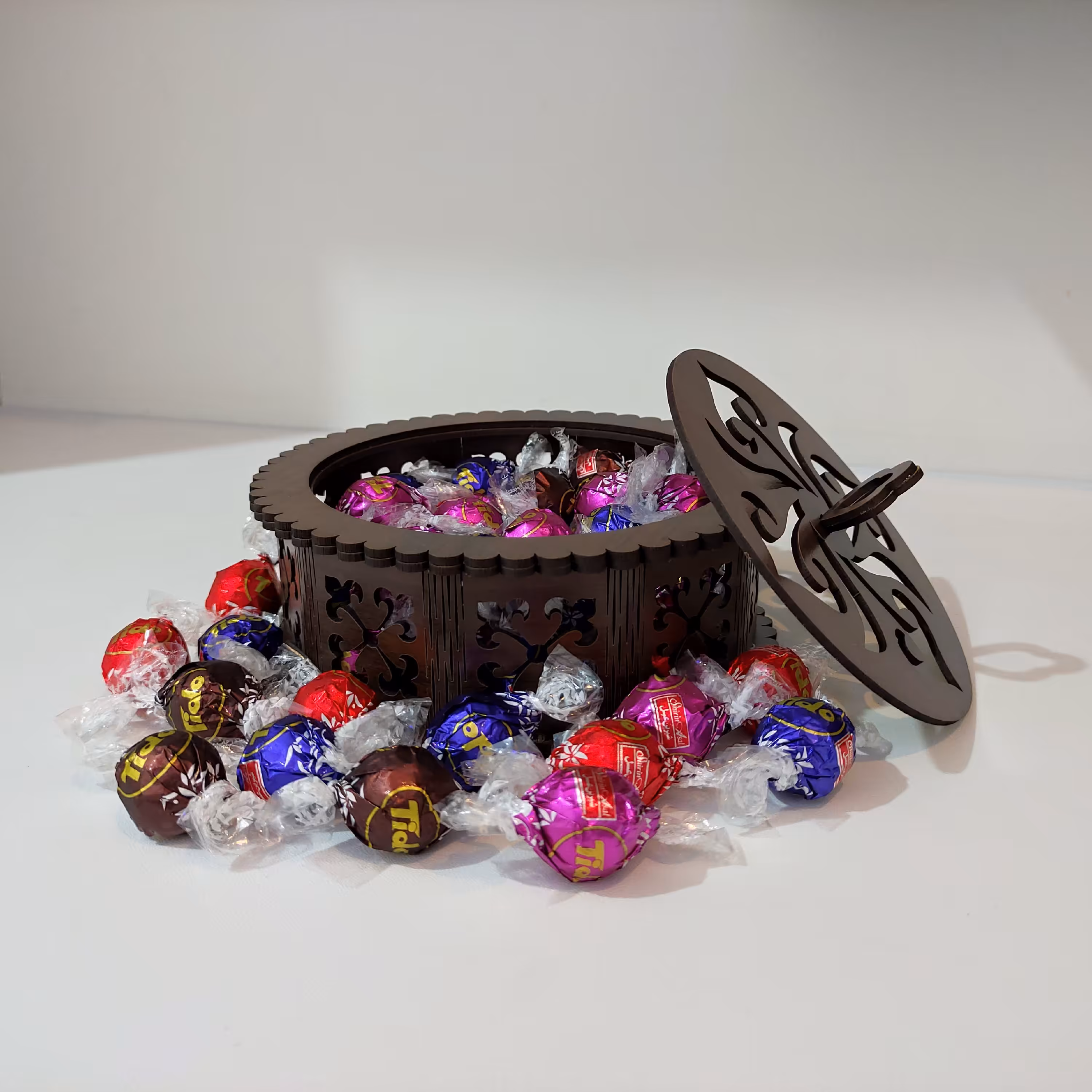 جاشکلاتی طرح گرد