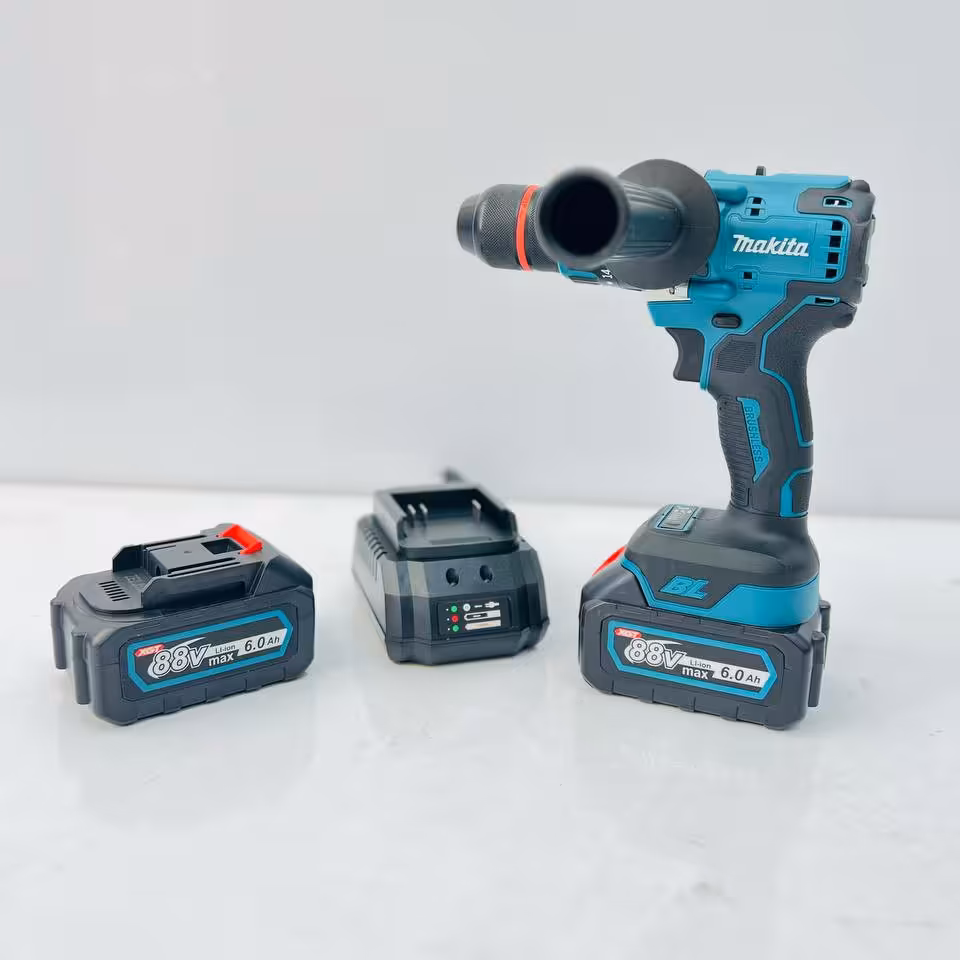 دریل شارژی سه حالته ماکیتا موتور براشلس 88 ولت