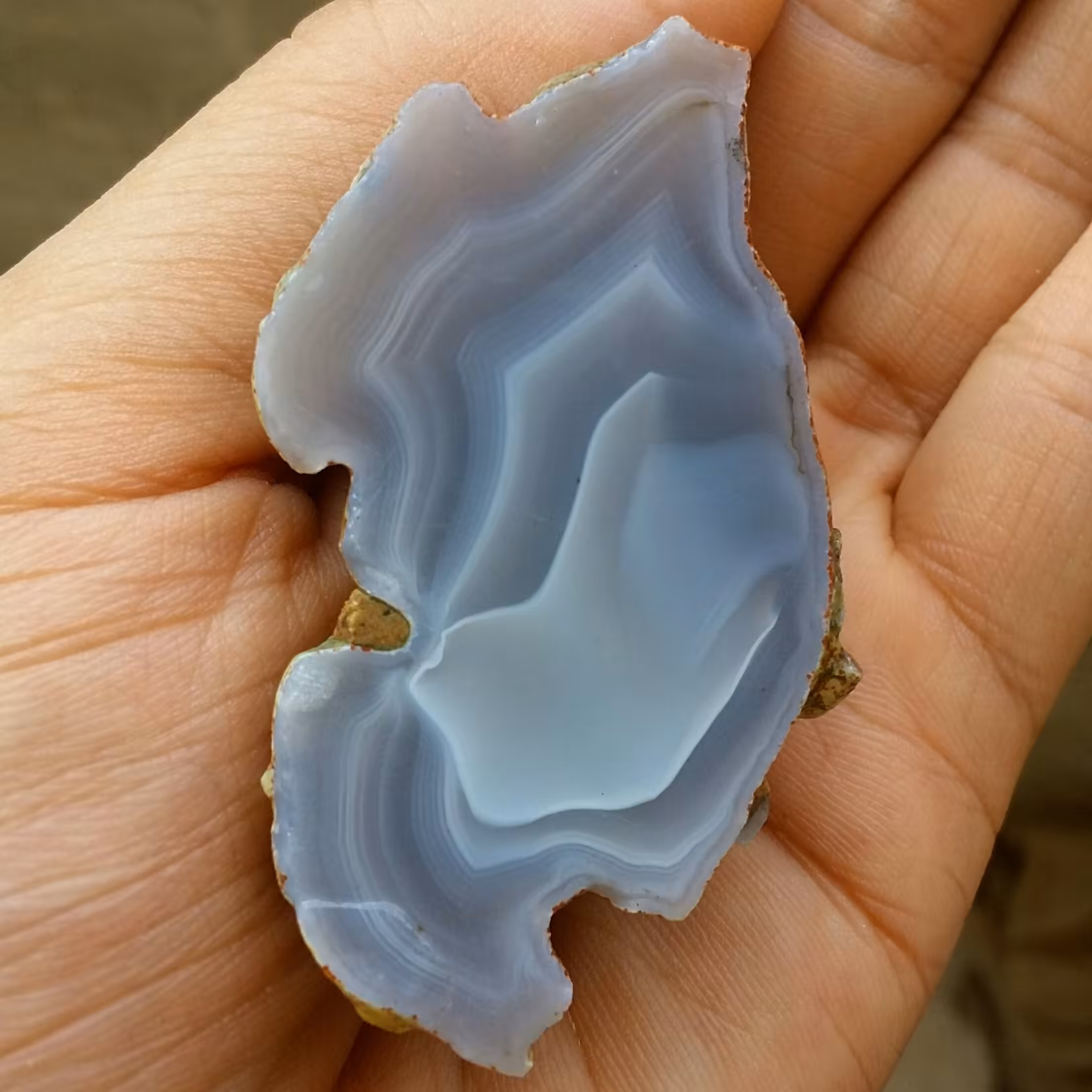 اسلایس سنگ راف عقیق سلیمانی سه بعدی خارق العاده تک 100 در صد طبیعی شاهکاار خلقت محشر
با قابلیت ساخت چند نگین دیدنی