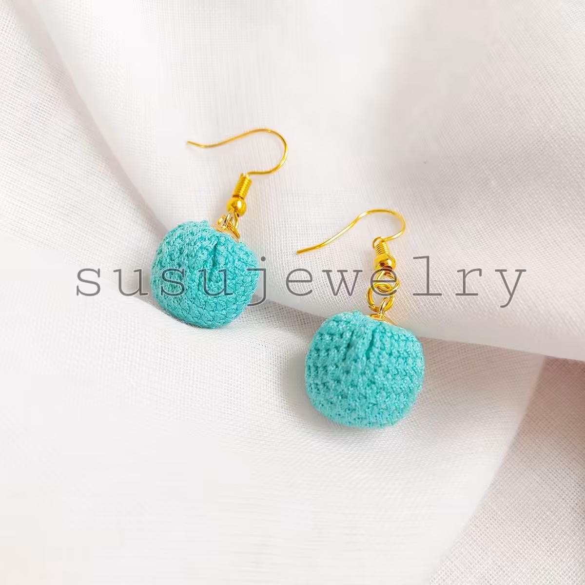 گوشواره آویز توپکی سبز آبی (فیروزه ای)