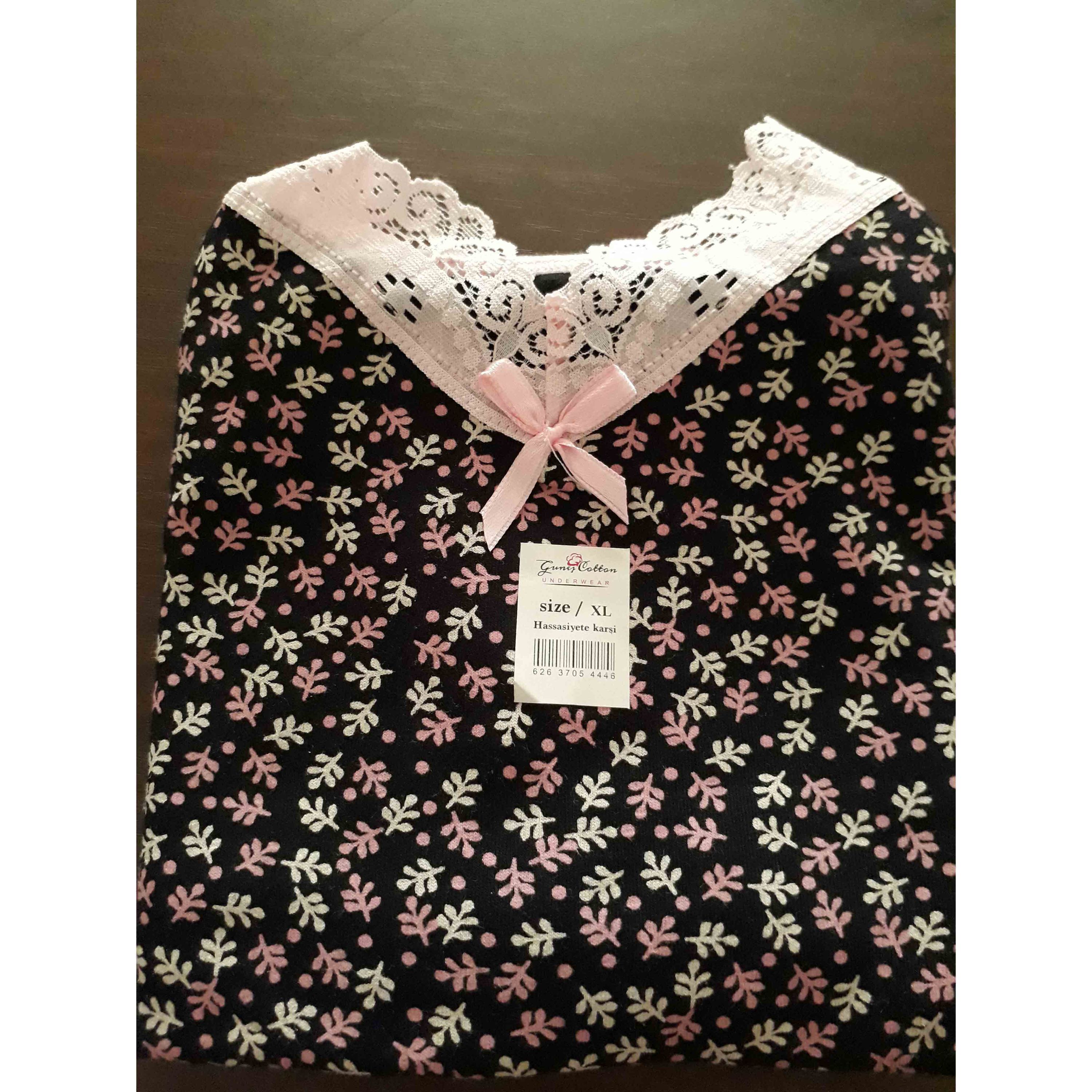 تاپ ترک طرح برگ رنگ مشکی سایز XL