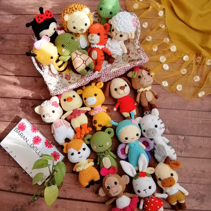  حیوانات کوچولو بافتنی قابل سفارش به صورت تک و عمده. این عکس نمونه بافت خودم هست